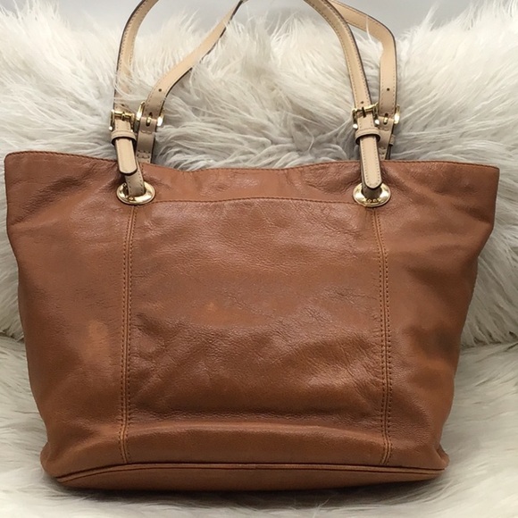 Michael Kors Brown Leather Shoulder Bag - Picture 3 of 16